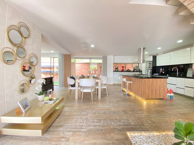 Casa de 4 alcobas en venta en Ruitoque, Floridablanca, 254 m² · foto 6 de 14