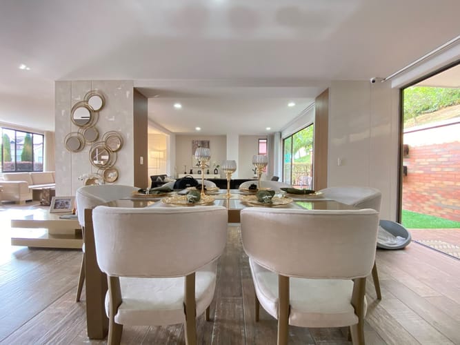 Casa de 4 alcobas en venta en Ruitoque, Floridablanca, 254 m² · foto 11 de 14