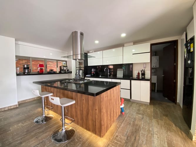 Casa de 4 alcobas en venta en Ruitoque, Floridablanca, 254 m² · foto 14 de 14
