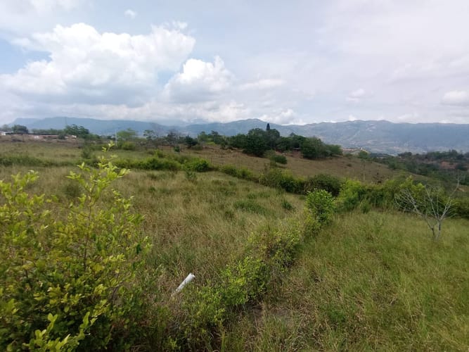 Lote en venta en Ruitoque, Girón, 720 m² · foto 4 de 22