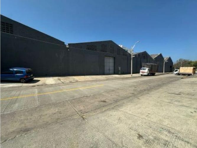 Bodega en arriendo en San Francisco, Barranquilla, 1200 m² · foto 3 de 5