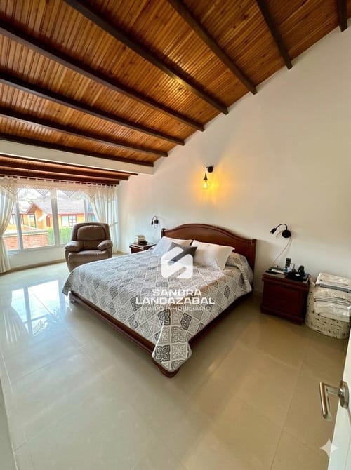 Casa de 4 alcobas en venta en Lagos Del Cacique, Bucaramanga, 301 m² · foto 7 de 24