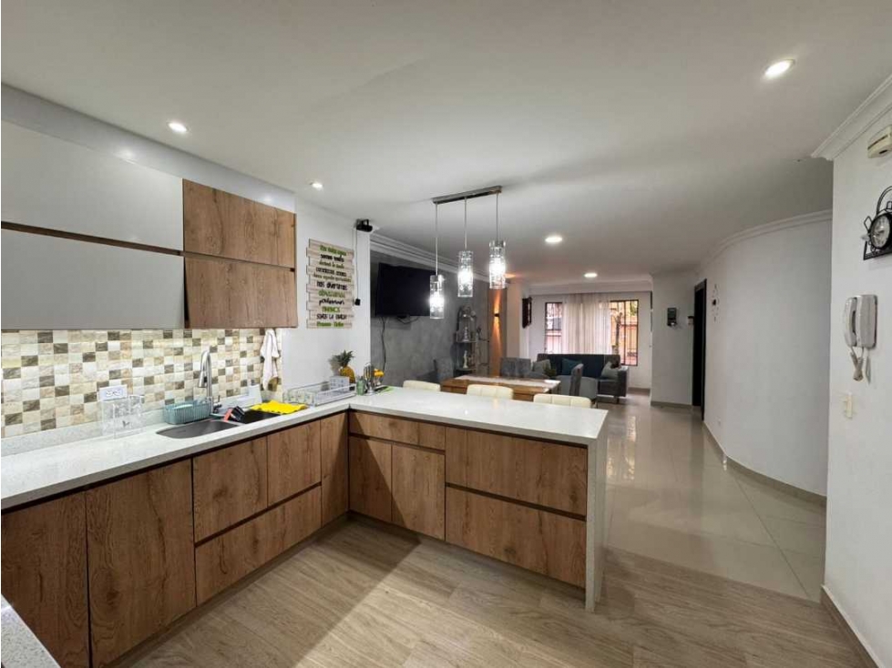 Apartamento en venta en Laureles, Bogotá · foto 5 de 16
