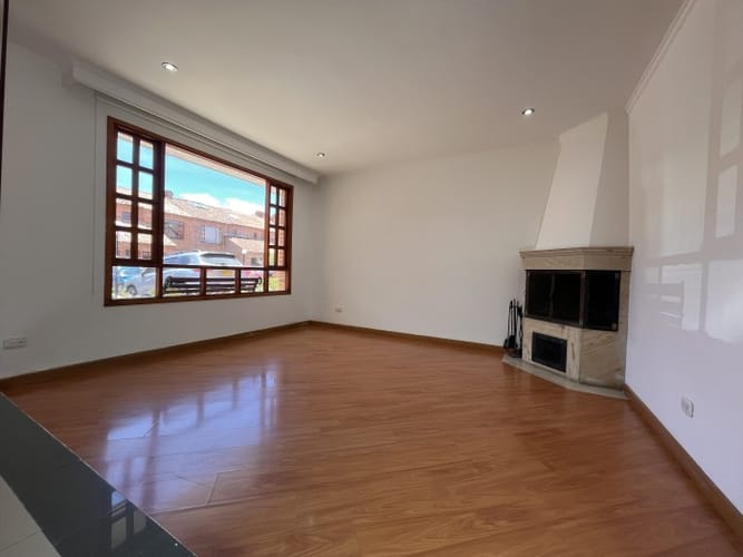 Casa en venta en La Estrella, Chía · foto 3 de 18