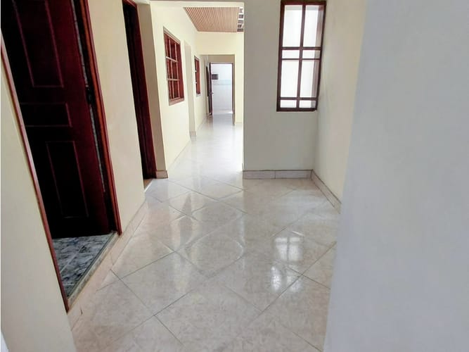 Casa de 3 alcobas en venta en Boston, Medellín, 99 m² · foto 23 de 24