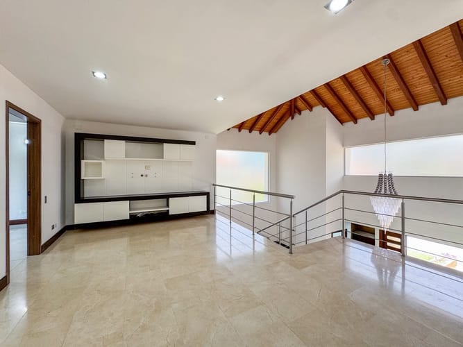 Casa de 4 alcobas en venta en Cn. Terrazas De Mezuli, Piedecuesta, 400 m² · foto 6 de 20
