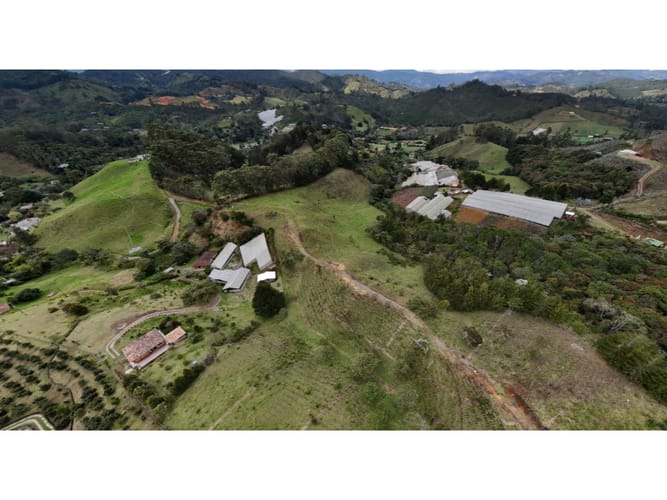Lote en venta en Lejos Del Nido, El Retiro, 1244 m² · foto 12 de 12