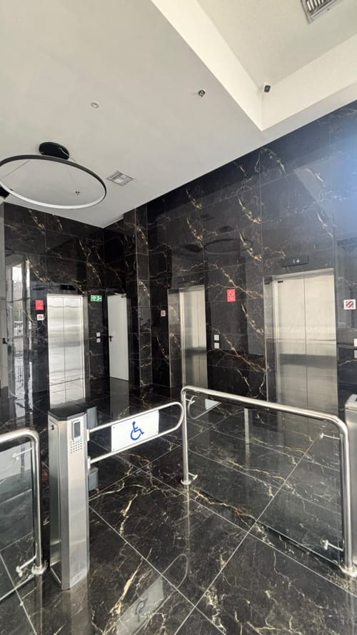 Consultorio en arriendo en Portal De Genovés, Barranquilla, 32 m² · foto 3 de 9