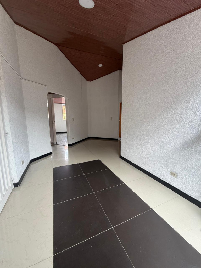 Apartamento en venta en Alta Blanca, Bogotá · foto 2 de 12