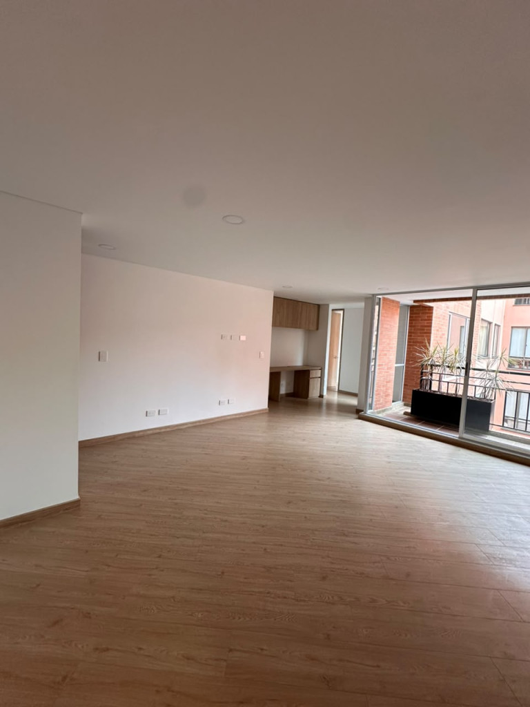 Apartamento en venta en El Batán, Bogotá · foto 3 de 19