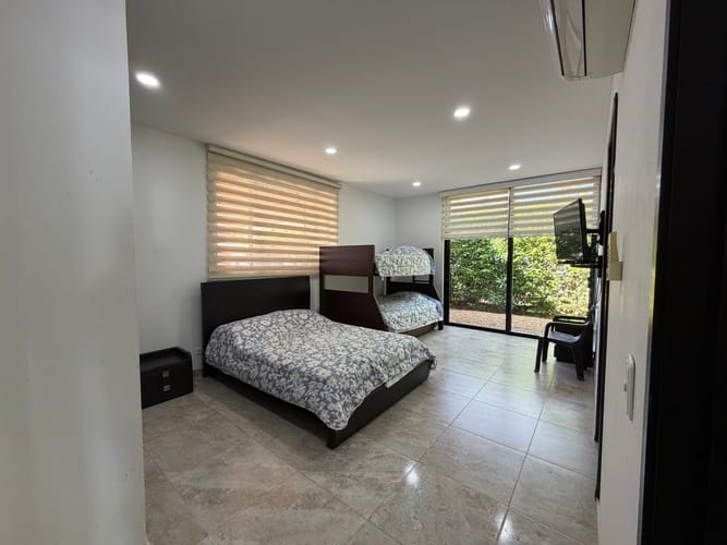 Casa de 5 alcobas en venta en Bosques De Peñalisa, Ricaurte, 500 m² · foto 10 de 20