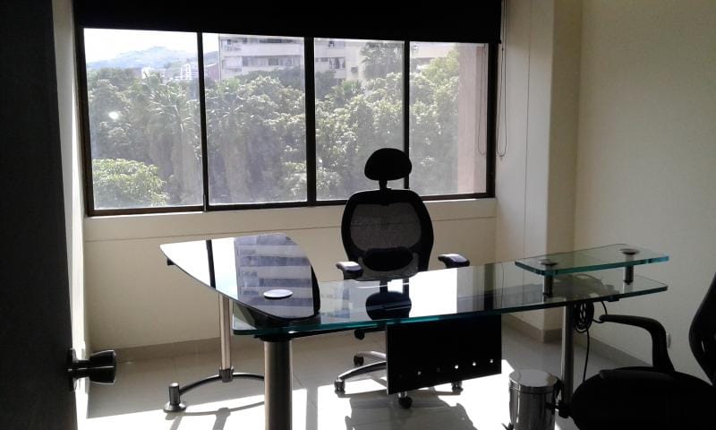 Oficina en arriendo en Versalles, Cali, 60 m² · foto 2 de 8
