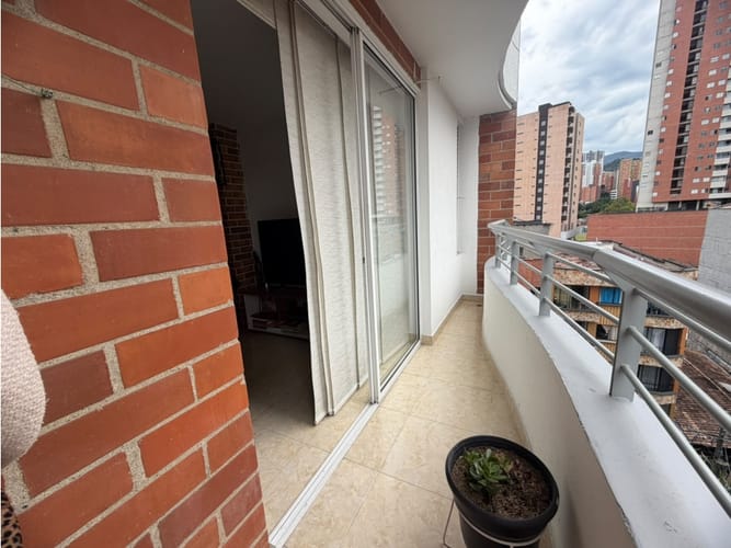 Apartamento de 3 alcobas en venta en Las Lomitas, Sabaneta, 67 m² · foto 7 de 16