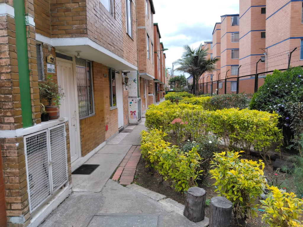 Casa en venta en Fontibon, Bogotá · foto 3 de 10