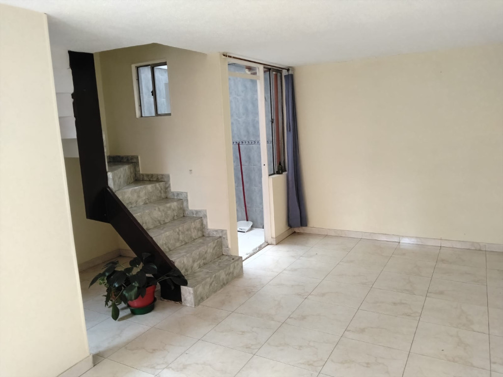 Casa en venta en Fontibon, Bogotá · foto 5 de 10