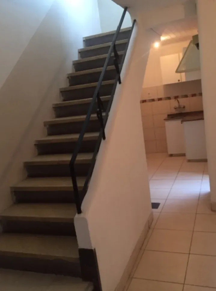 ALQUILER EN LA BLANQUEADA DE 2 DORMITORIOS, DUPLEX CON PATIO Y PARRILLERO, GASTOS COMUNES BAJOS · Foto 10