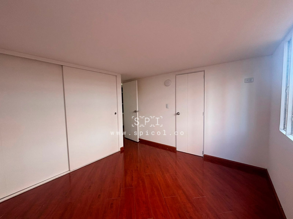 Apartamento en venta en Villa Magdala, Bogotá · foto 8 de 17
