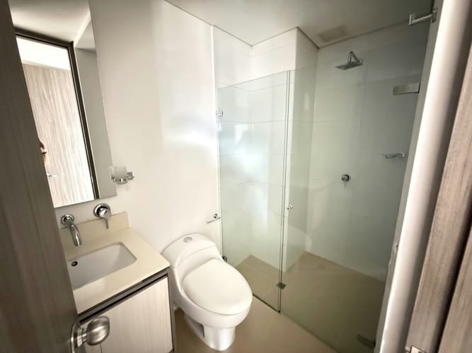 Apartamento de 3 alcobas en venta en Laureles, Medellín, 71 m² · foto 6 de 10
