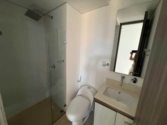 Apartamento de 3 alcobas en venta en Laureles, Medellín, 71 m² · foto 9 de 10