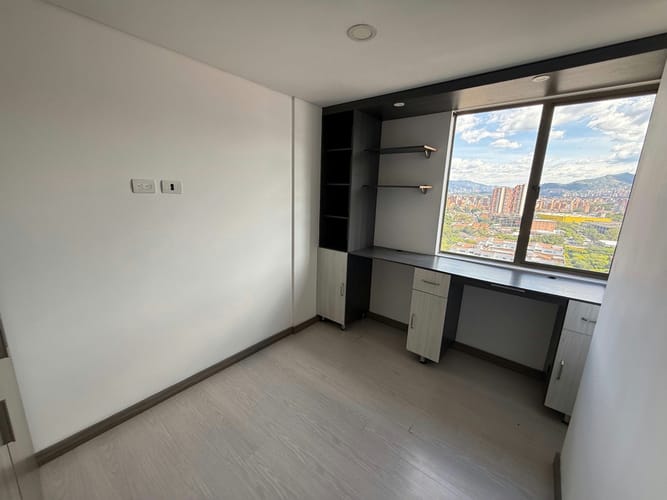 Apartamento de 3 alcobas en venta en Laureles, Medellín, 71 m² · foto 10 de 10