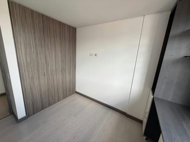 Apartamento de 3 alcobas en venta en Laureles, Medellín, 71 m² · foto 8 de 10
