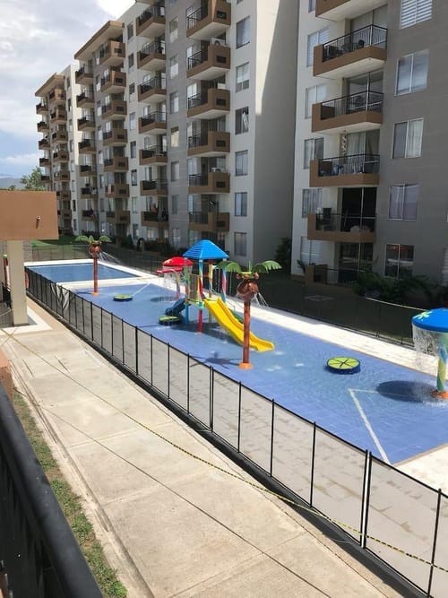 Apartamento de 2 alcobas en venta en Las Palmas, Ricaurte, 54 m² · foto 2 de 20