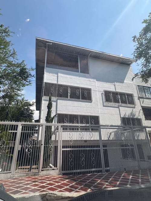 Casa de 6 alcobas en venta en El Ingenio, Cali, 546 m² · foto 1 de 14
