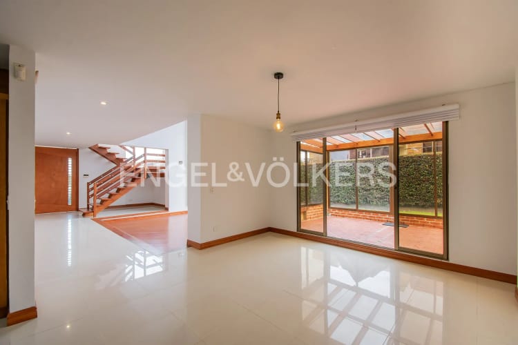 Casa de 3 alcobas en venta en Fonquetá, Chía, 199 m² · foto 2 de 19
