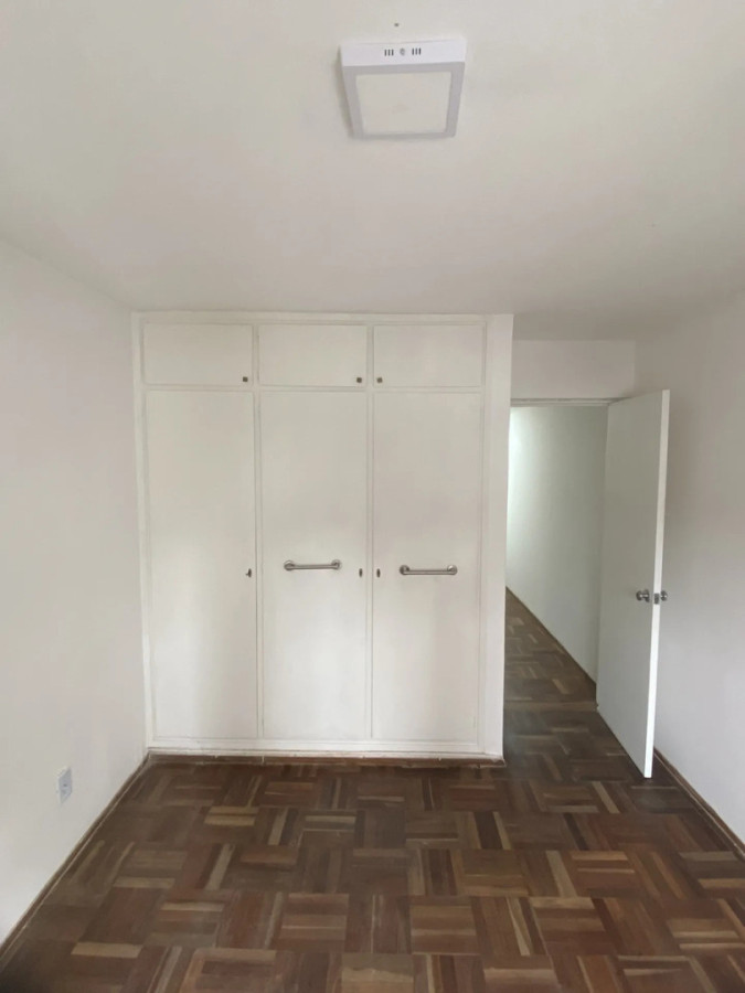 Alquiler Apartamento 2 Dormitorios Con Garaje A Pasos De 18 De Julio En Tres Cruces · Foto 10