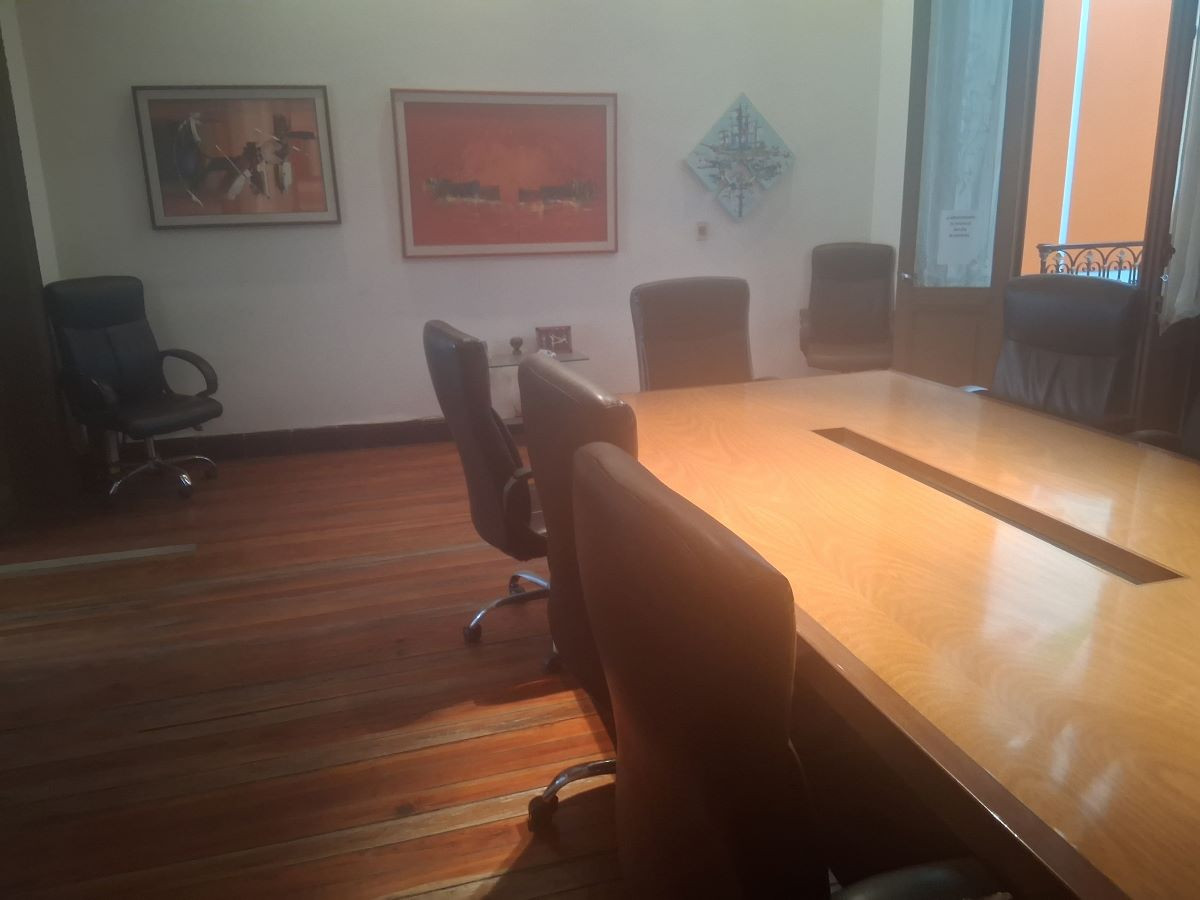 Alquiler Oficina en Cordón, Co-work sobre Av. 18 de Julio · Foto 2