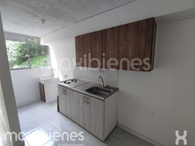 Apartamento en venta en El Pedrero, La Estrella · foto 3 de 8