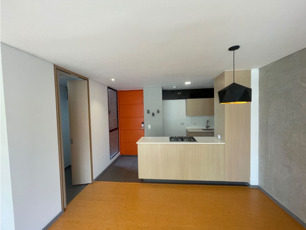 Apartamento en arriendo en Loma De Las Brujas, Envigado · foto 3 de 15