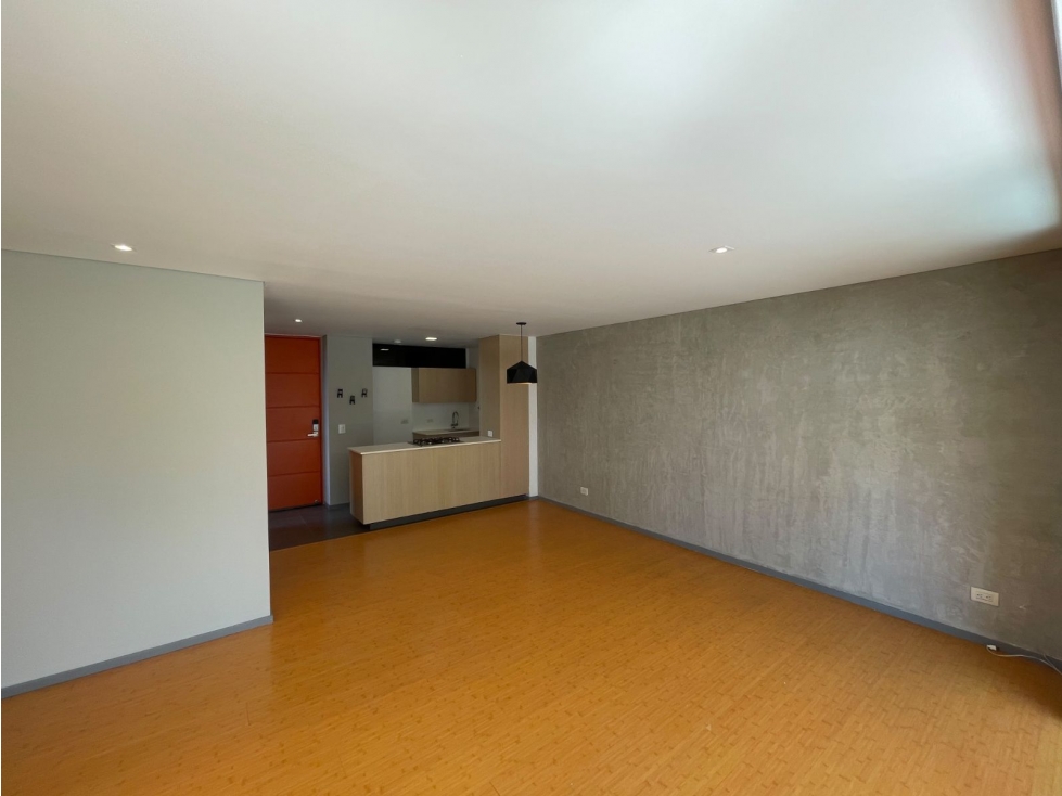 Apartamento en arriendo en Loma De Las Brujas, Envigado · foto 6 de 15