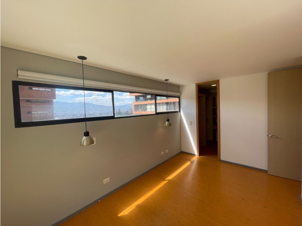 Apartamento en arriendo en Loma De Las Brujas, Envigado · foto 8 de 15