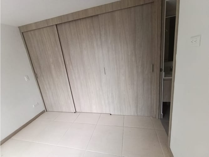 Apartamento de 3 alcobas en venta en La Candelaria, Rionegro, 59 m² · foto 13 de 18