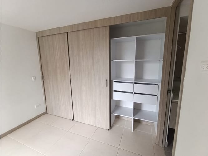 Apartamento de 3 alcobas en venta en La Candelaria, Rionegro, 59 m² · foto 15 de 18