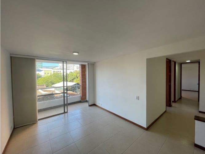 Apartamento de 3 alcobas en arriendo en La Aguacatala, Medellín, 80 m² · foto 2 de 13