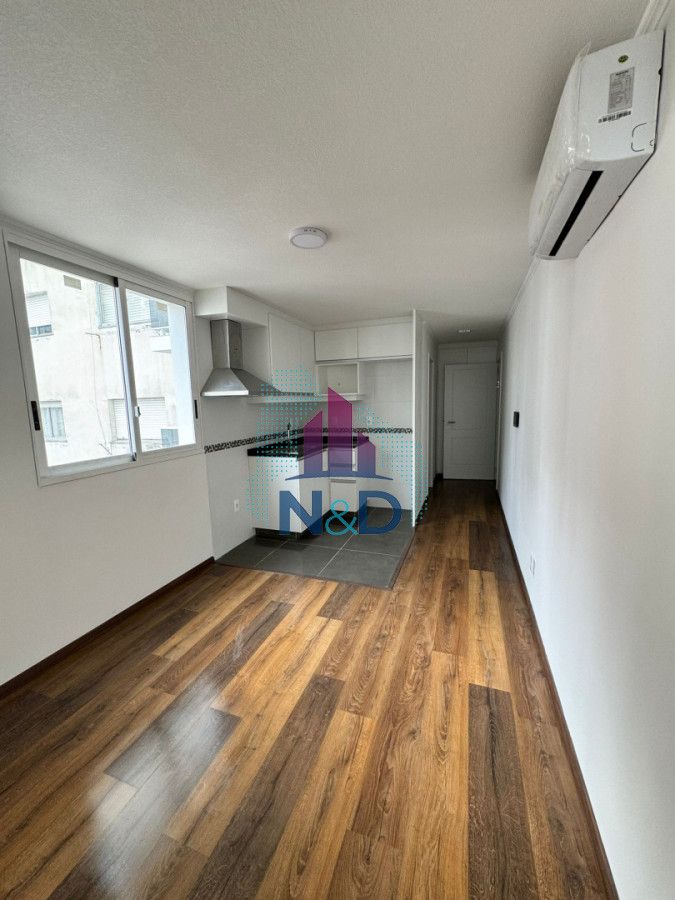 ALQUILER UN DORMITORIO AL CONTRA FRENTE CON BALCÓN Y GARAGE EN PUNTA CARRETAS · Foto 11
