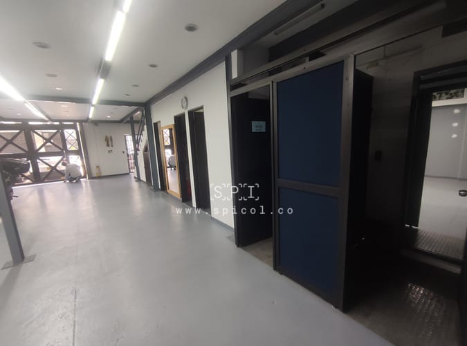 Bodega en arriendo en Guayabal, Medellín, 386 m² · foto 9 de 20