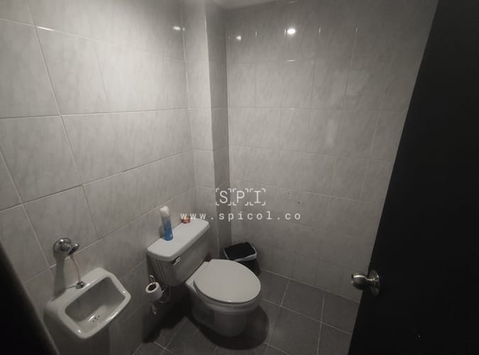Bodega en arriendo en Guayabal, Medellín, 386 m² · foto 15 de 20