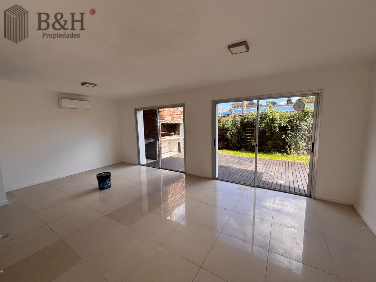 Casa en Pinares a pasos del mar · Foto 8