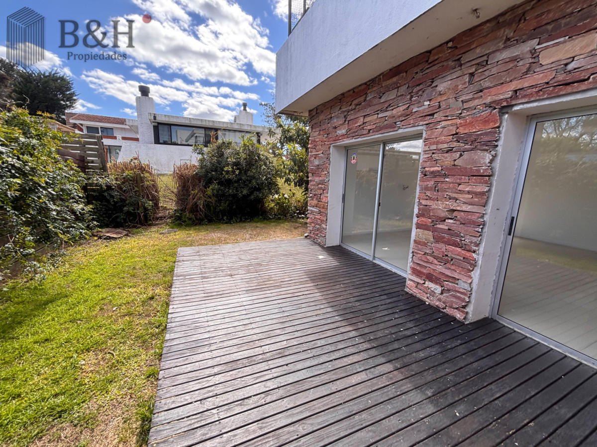 Casa en Pinares a pasos del mar · Foto 3