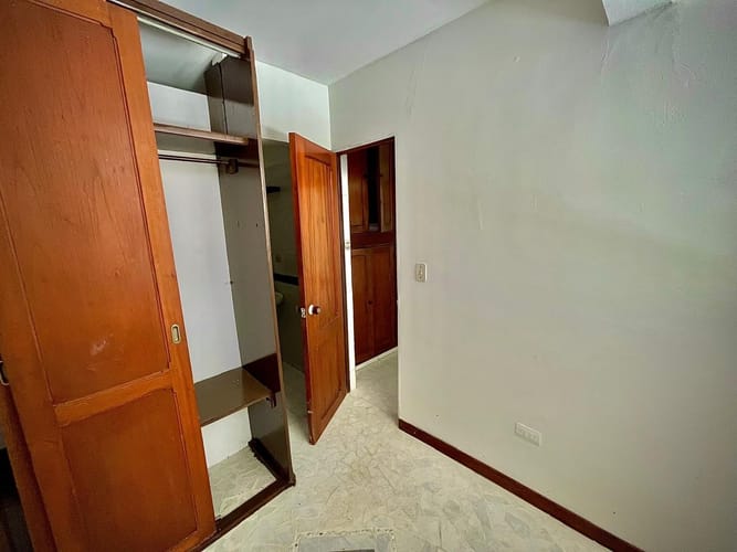 Casa de 5 alcobas en venta en Bosques Del Limonar, Cali, 250 m² · foto 4 de 18