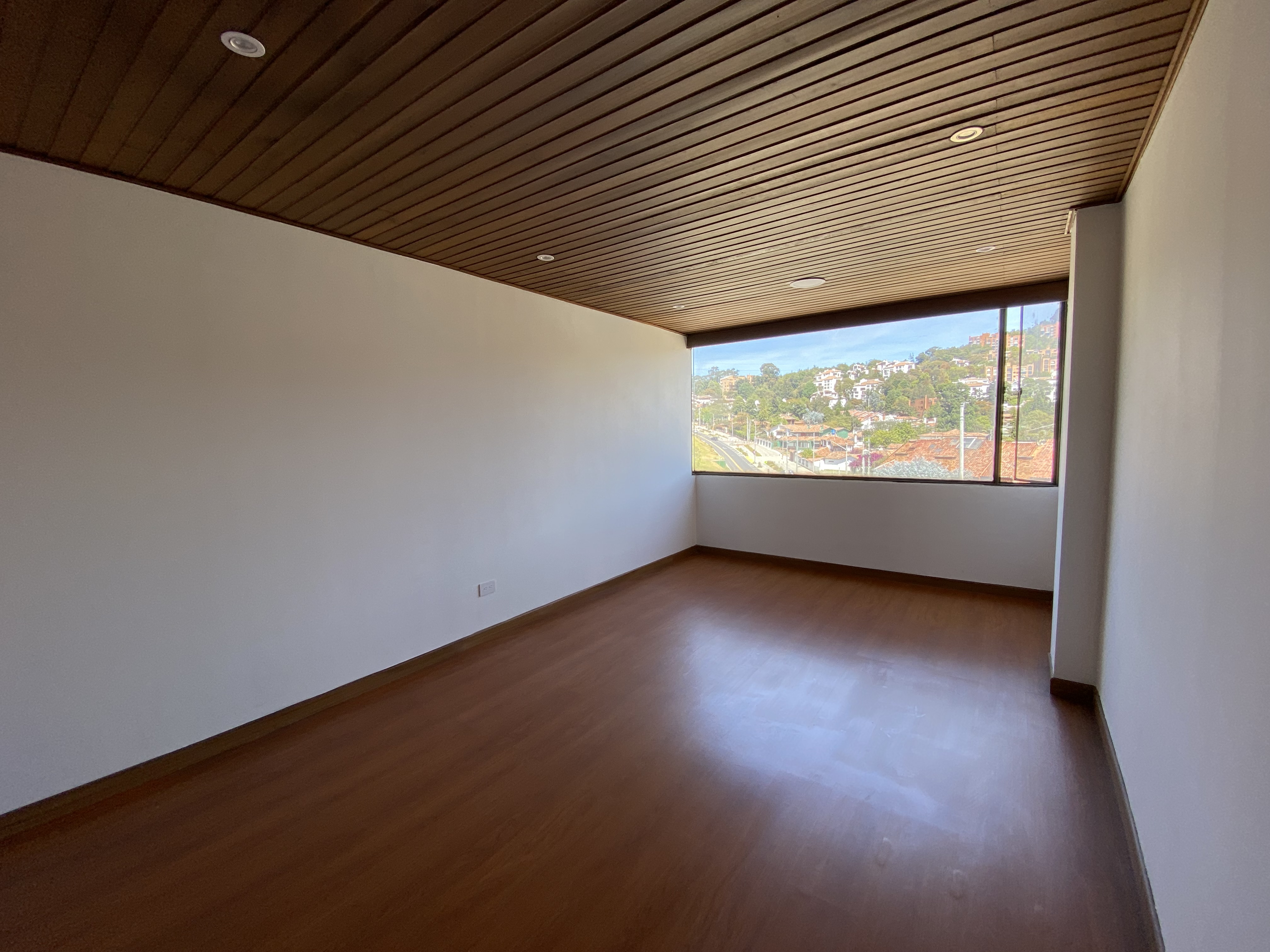 Apartamento en venta en Cerros De Suba, Bogotá · foto 2 de 15