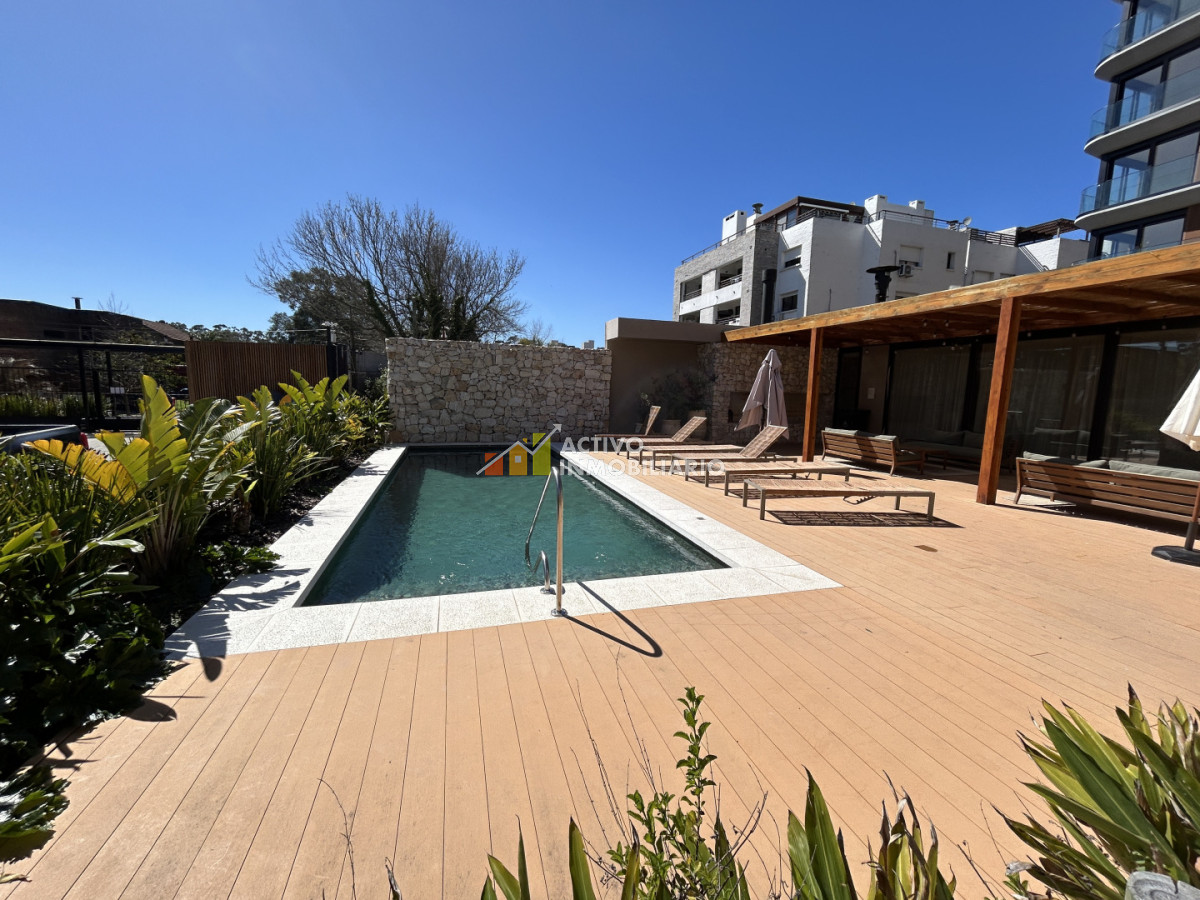 Alquiler apartamento 1 dormitorio con parrillero y cochera-Costanera Village · Foto 12