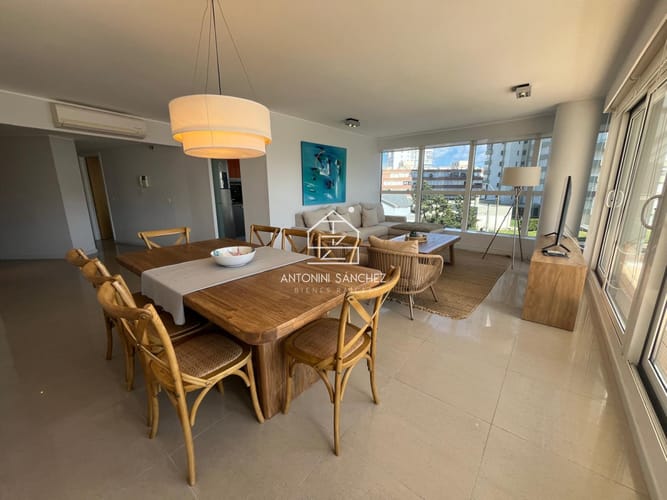 Apartamento en Venta y Alquiler, Mansa, Punta del Este, 2 Dormitorios. · Foto 7