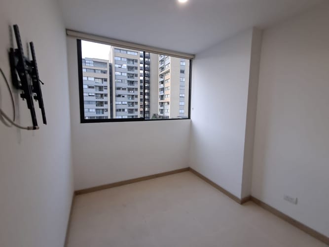 Apartamento de 2 alcobas en venta en Centro, Rionegro, 68 m² · foto 7 de 12