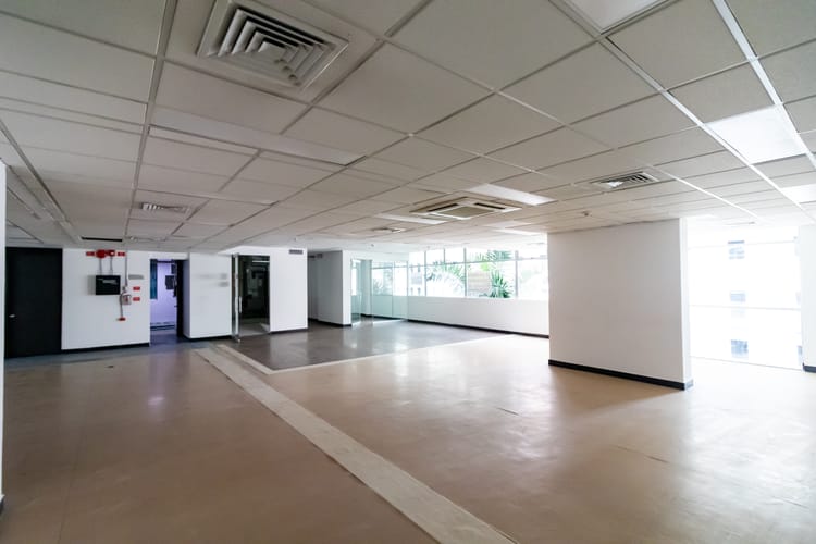 Oficina en venta en Villa Carlota, Medellín, 1013 m² · foto 10 de 15