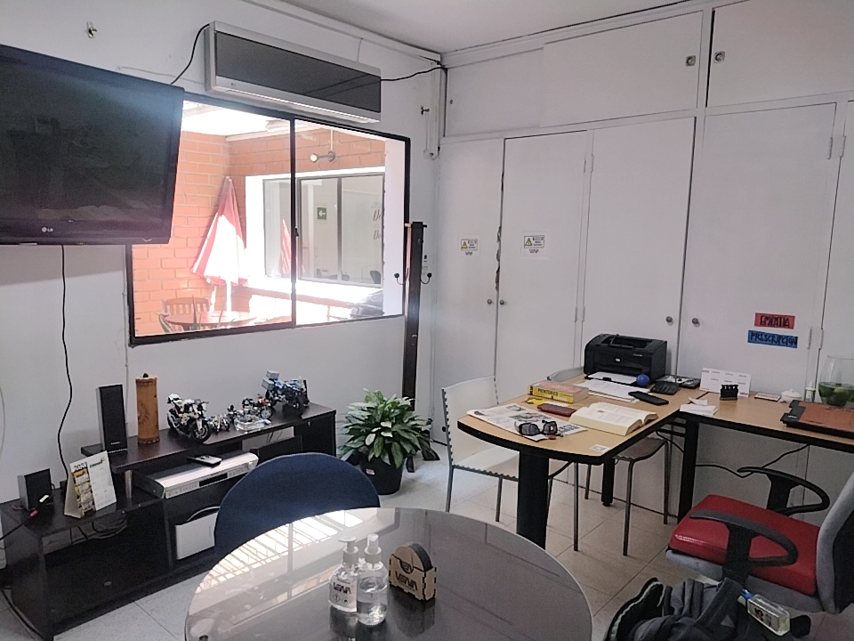 Apartamento en venta en Versalles No.1, Medellín · foto 2 de 21