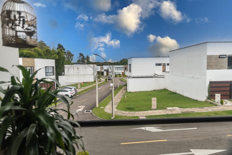 Casa de 3 alcobas en venta en Llano Grande, Rionegro, 203 m² · foto 18 de 19